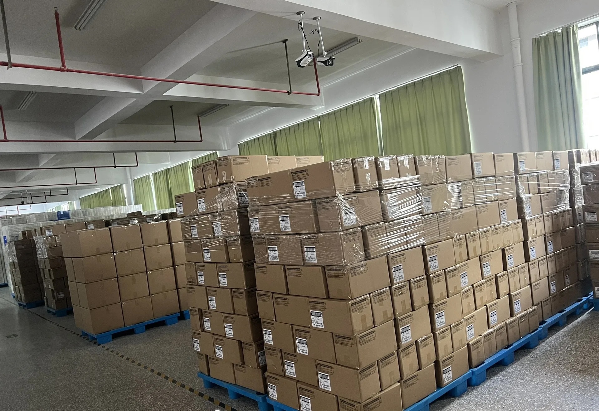 Pluzy AI toy factory in China — production view 5
